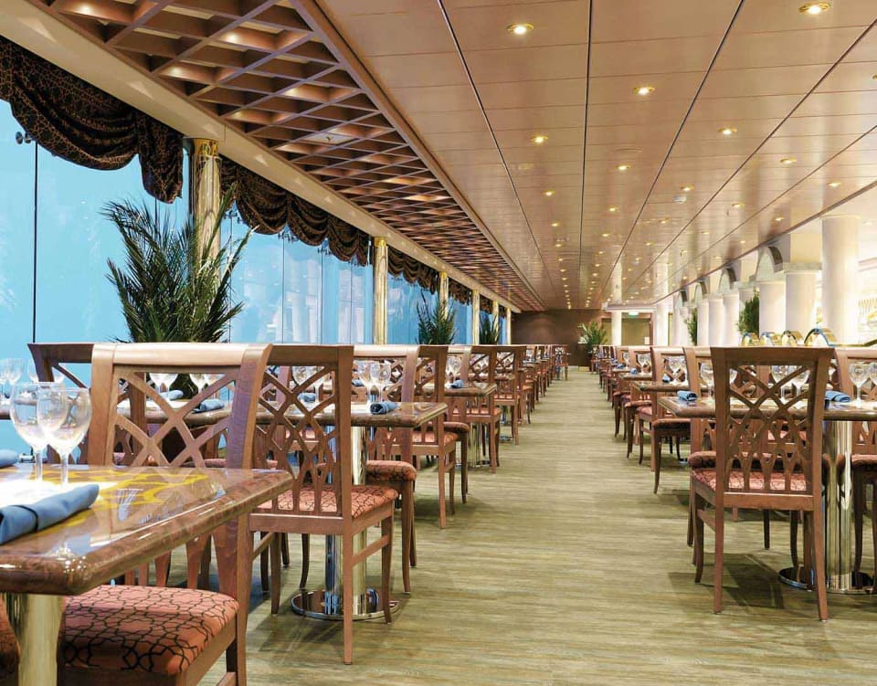 L'Oasi buffet restaurant del MSC Magnifica