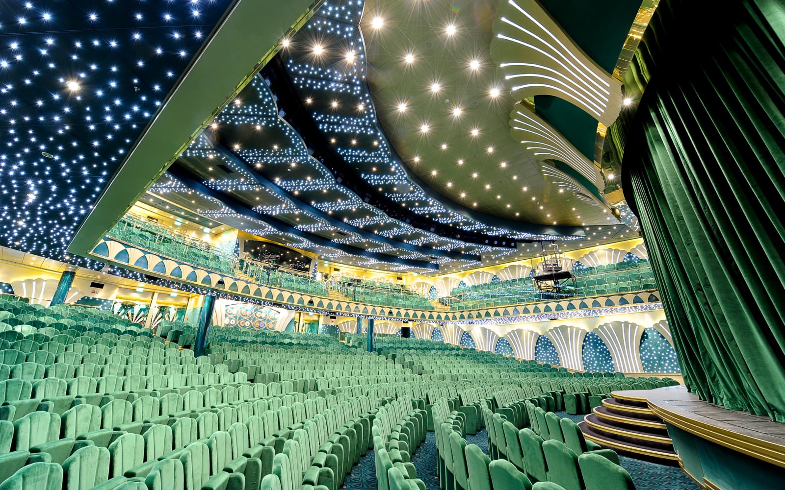 Royal Theatre del MSC Magnifica