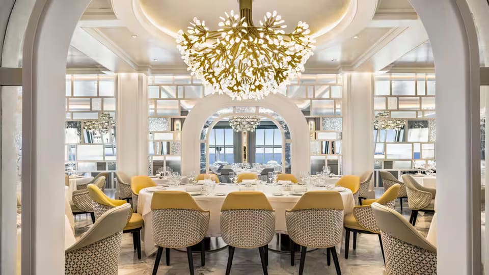 The Grand Dinning Room
