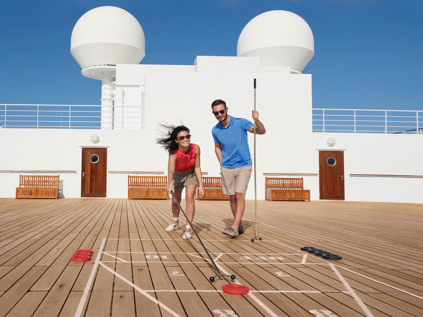 Juegos en cubierta a bordo de Queen Elizabeth