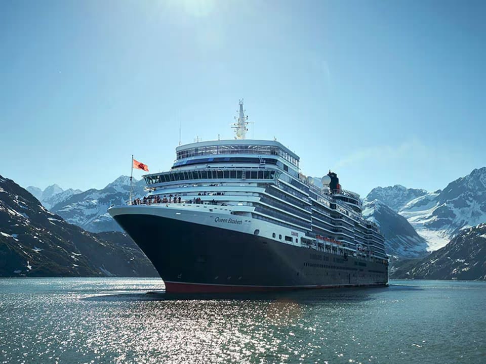 Queen Elizabeth de Cunard en Glacier Bay