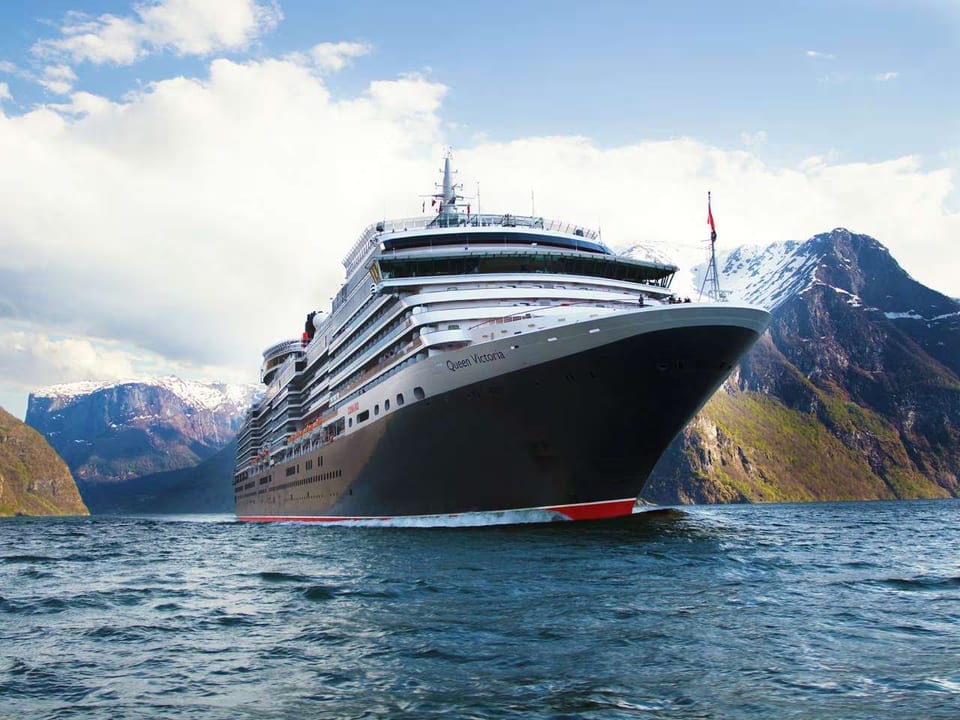 Queen Victoria de Cunard en los fiordos noruegos