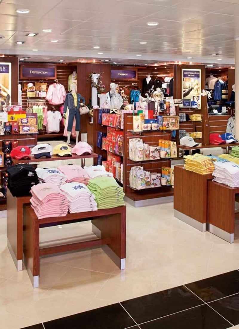Tienda Captain’s Collection a bordo del Volendam