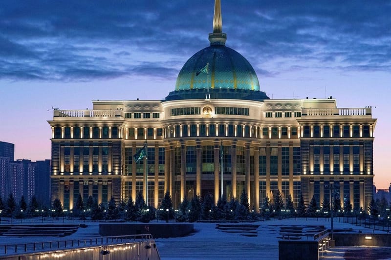 Tour nocturno por Astana