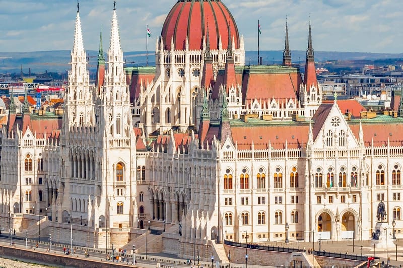 Visita guiada por el Parlamento de Budapest