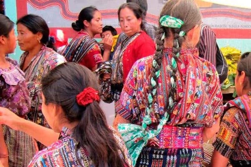 Excursión a Sololá y el lago de Atitlán