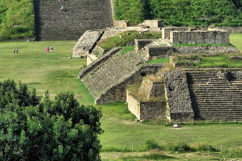 Excursión a Monte Albán