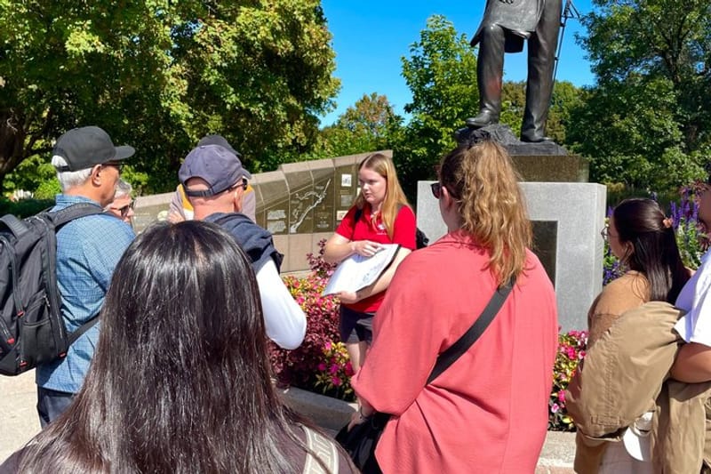 Tour a pie por lo más destacado de Ottawa