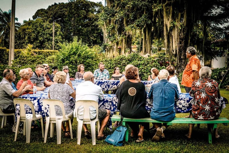 Cena tradicional en Rarotonga