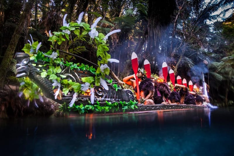 Aldea maorí de Mitai: experiencia cultural y cena bufé