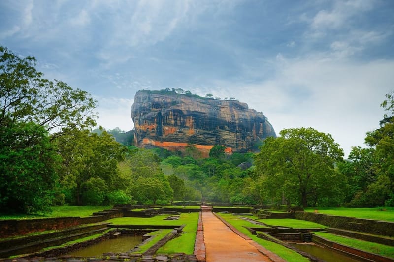 Sigiriya: tour a pie privado guiado por la fortaleza de roca