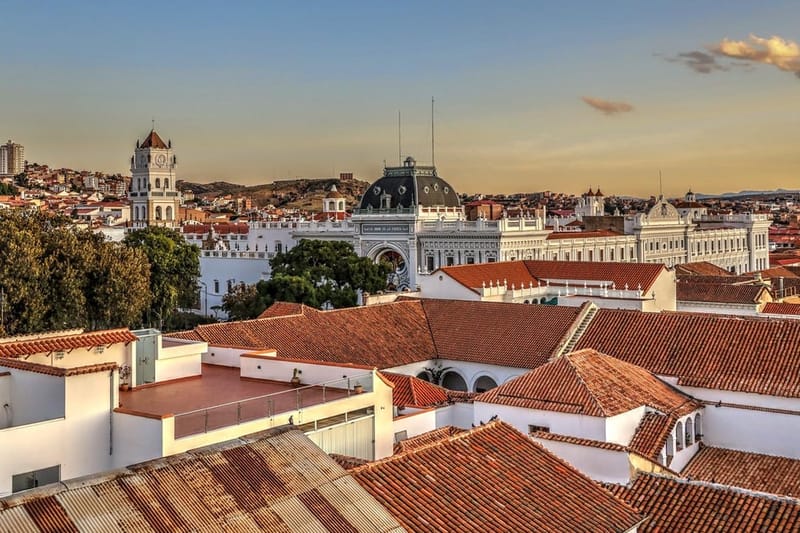 Tour a pie por Sucre