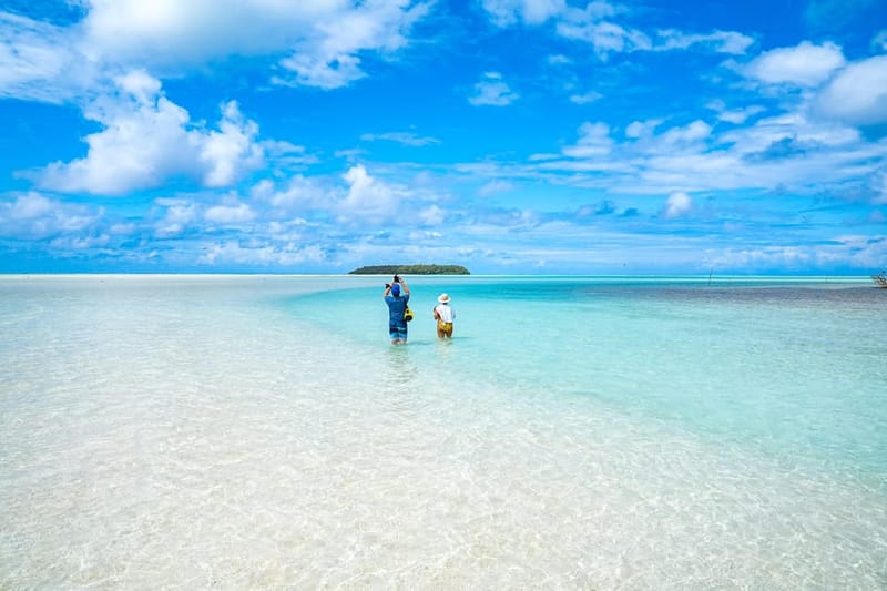 Isla de Tetiaroa en catamarán de vela